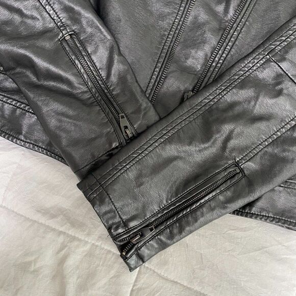 Women Altar'd State PU Leather Jacket in Black Relaxed Fit Medium - Picture 2 of 11